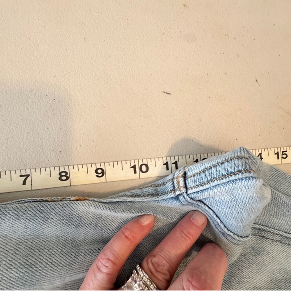 Lovervet - Kick Flare Cropped - Light Wash - 14W - Picture 8 of 12